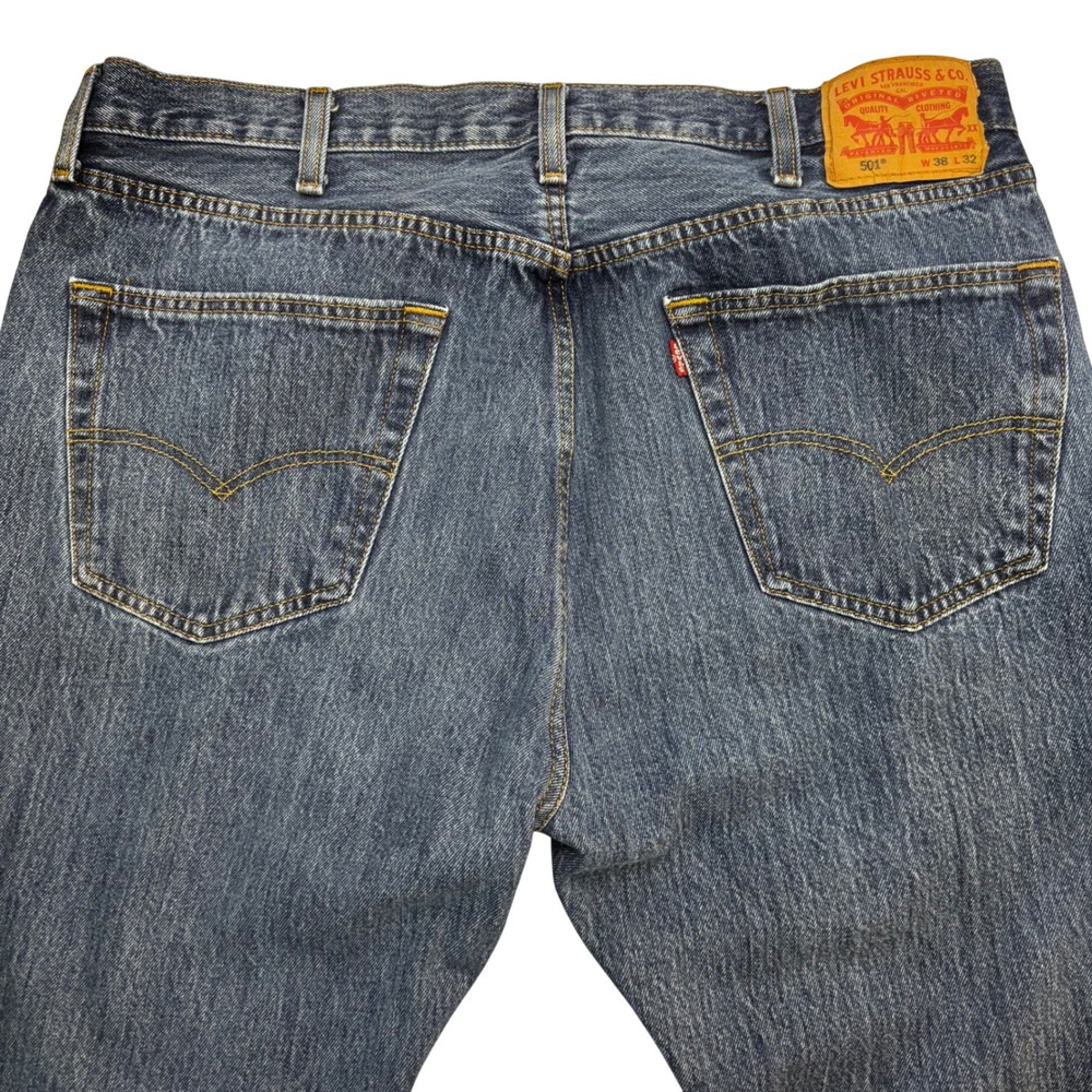 Levis 501 Original Fit Mens Straight Leg Button‎ Fly Blue Jeans 38x32 00501-0194